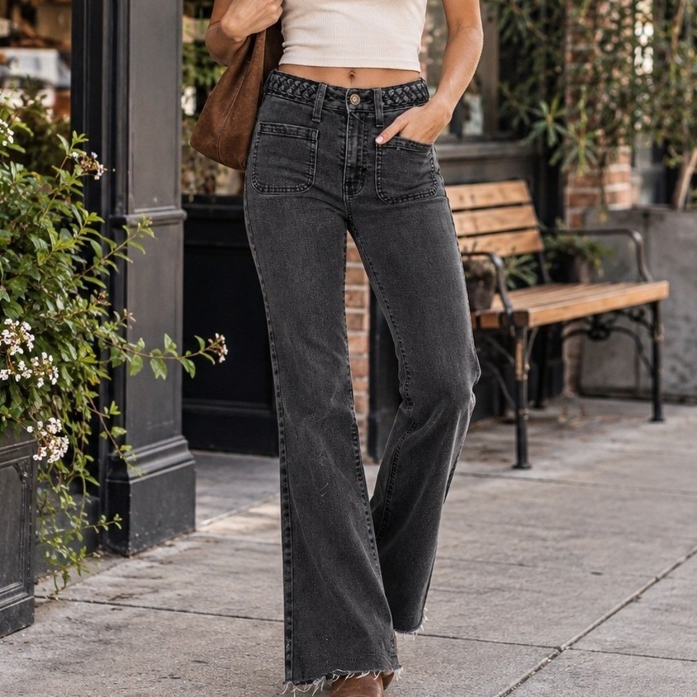 Celebrity Pink Black Wash Braided Waist Raw Hem Crop Flare Jeans Size 5/27 Y2K